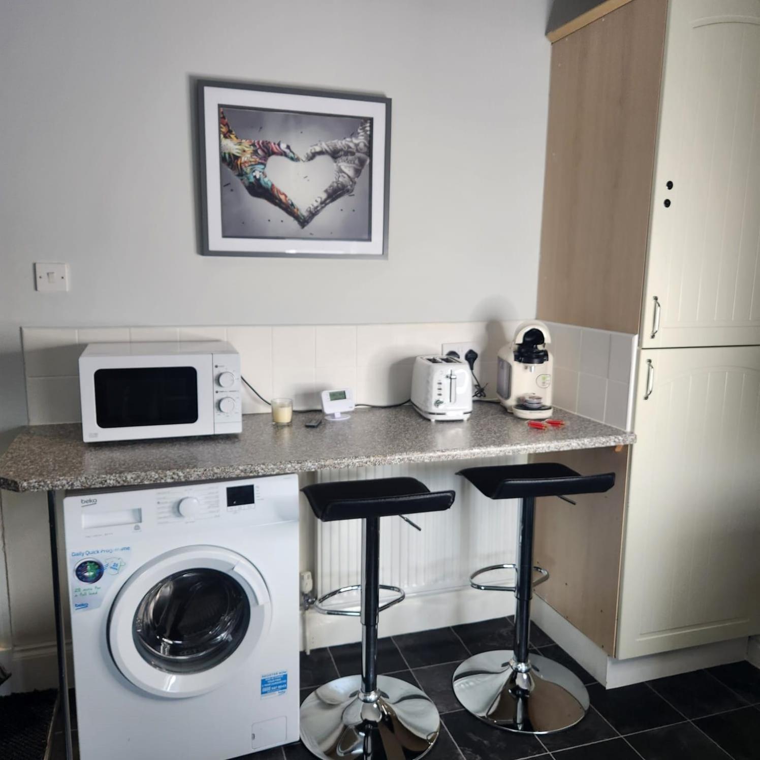 Cottage Style 2 Bedroom Apt In City, Near Utilita Arena & Free Parking เบอร์มิงแฮม ภายนอก รูปภาพ